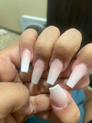 Manicura y pedicura a domicilio