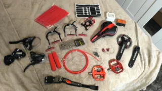 Bicicleta 26" doble suspensión negra y granate