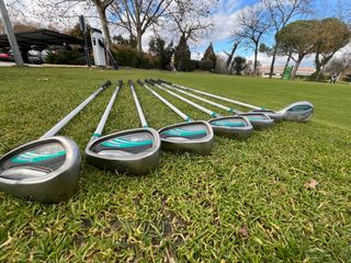 Palos de Golf PING Rhapsody Ult 220