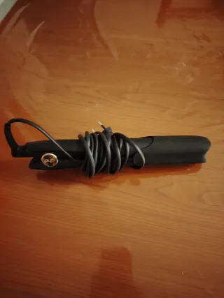 Piastra GHD Nera e Oro