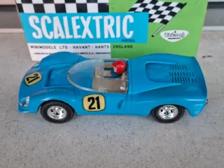 SCALEXTRIC FERRARI 330 GT
