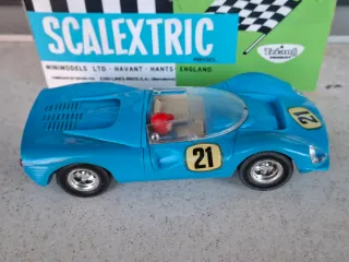 SCALEXTRIC FERRARI 330 GT