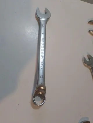 Llave combinada Facom 17mm acodada