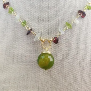 Collana agata verde, granato, peridoto