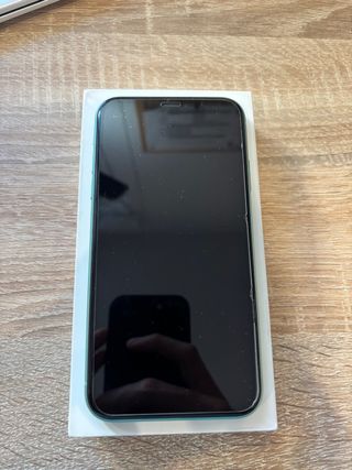 iPhone 11 Turquesa 64GB
