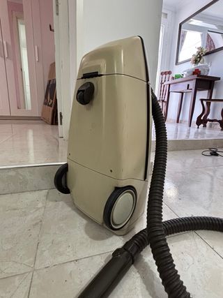 Aspiradora Philips Comfort 800 -a precio se regala