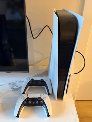 Consola PS5 Sony Blanca + 2 Mandos + 2 juegos