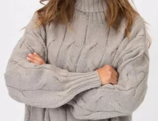 Jersey mujer cuello vuelto gris