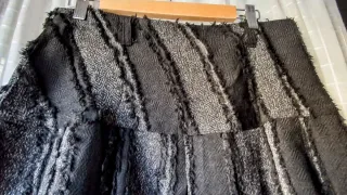 Falda Mini Texturizada Estilo Patchwork Oscuro