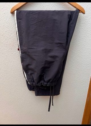 Conjunto Nike Sudadera con Capucha y Pantalón