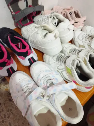 Bambas niña rosas y blancas