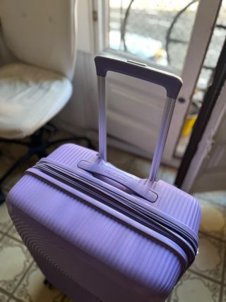 Maleta American Tourister Morada Ruedas