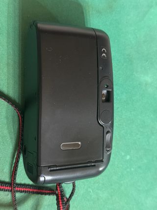 Yashica Zoomate 70 macchina fotografica analogica