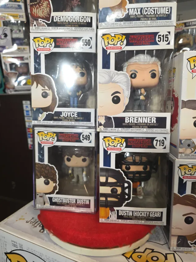 Lote 8 Funkos Stranger Things