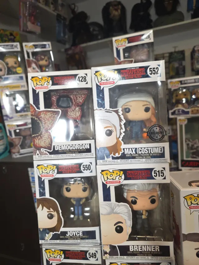 Lote 8 Funkos Stranger Things