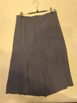 Conjunto mujer: falda, camiseta y chaqueta