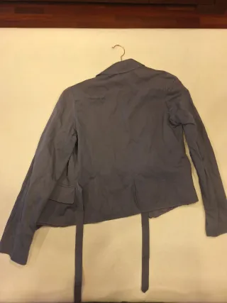 Conjunto mujer: falda, camiseta y chaqueta