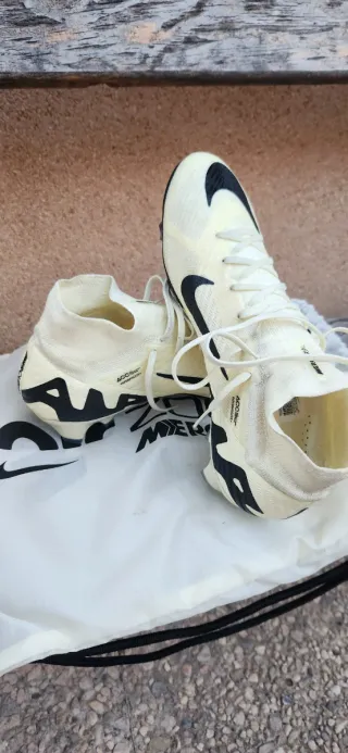 Nike Mercurial gama alta Botas Fútbol Talla 43