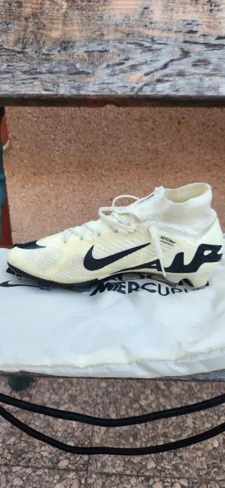 Nike Mercurial gama alta Botas Fútbol Talla 43