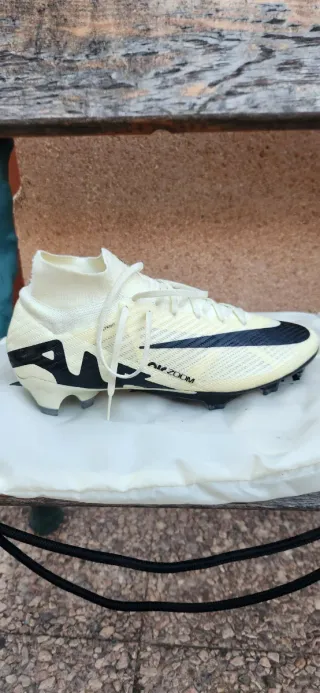 Nike Mercurial gama alta Botas Fútbol Talla 43