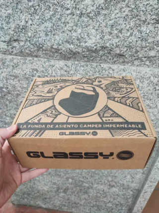 Cajas de cartón Glassy Marrones.