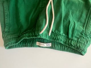 Pantalón corto ZARA verde hombre