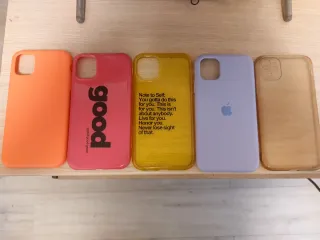 Confezione da 5 custodie per iPhone 11