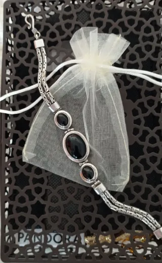 Pulsera bizantina con Onix.
