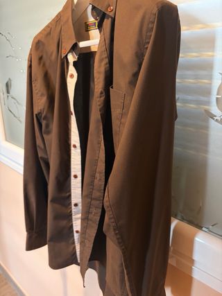 Camisa de hombre marrón