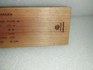 Modellino Costa Magica metallo e legno