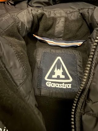 Chaleco Gaastra Negro con pequeño roto