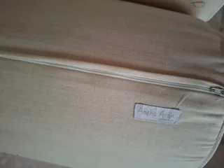 Cojín redondo para sofá o cama 10e cada uno