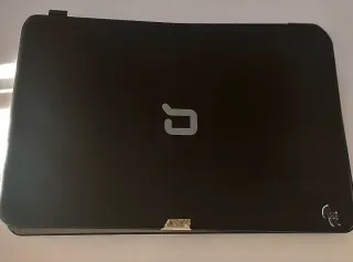 2 ordenadores Compaq y HP para piezas