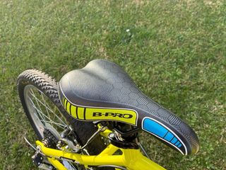 Bicicleta B-PRO 20”
