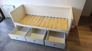 Diván Blanco Ikea con Cajones