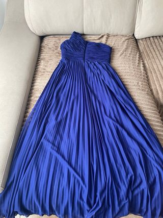 Vestido de fiesta azul plisado