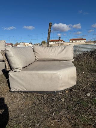 Sofá Exterior Skyline Design Beige