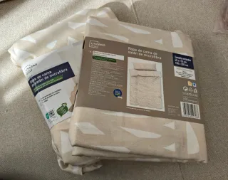 Lote 2 fundas de cama microfibra satén.