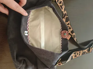 Bolso de tela hecho a mano