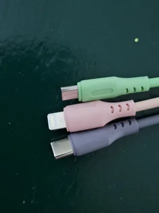 Lote 2 cargadores + 2 linternas USB