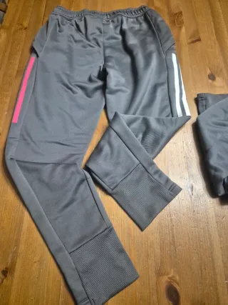 Chándal Real Madrid Adidas Gris y Rosa