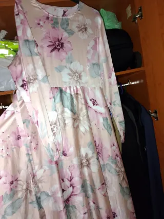 Vestido largo floral rosa