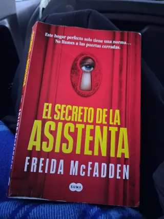 El secreto de la asistenta (La asistenta 2)
