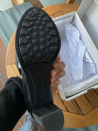 Zapatos Geox Negros con taco. Mujer Talla 38