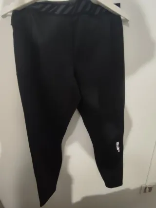 Mallas deportivas negras