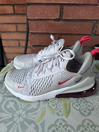 Nike Air 270 Blanco y Rosa
