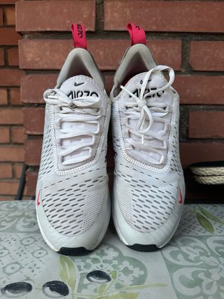 Nike Air 270 Blanco y Rosa