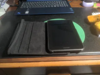 Tablet Samsung Galaxy Tab 2 - 7.0 Negra con funda