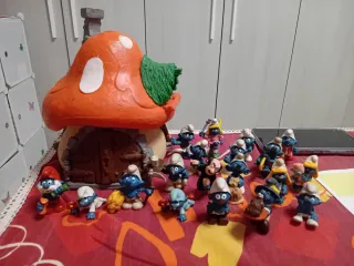 Casa dei Puffi della Schleich anni 80 + 19 puffi