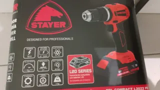 Taladro a batería STAYER 18V